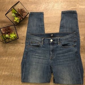GAP True Skinny Jeans